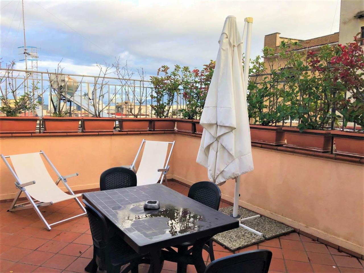 Case Vacanze " Il Duomo" Napoli Экстерьер фото